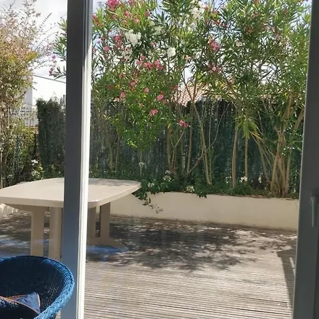 בית נופש Maison 60m² Avec Terrasse, Piscine, Parking Prive, A 10 Min De La - Animaux Acceptes - Fr-1-494-14 *