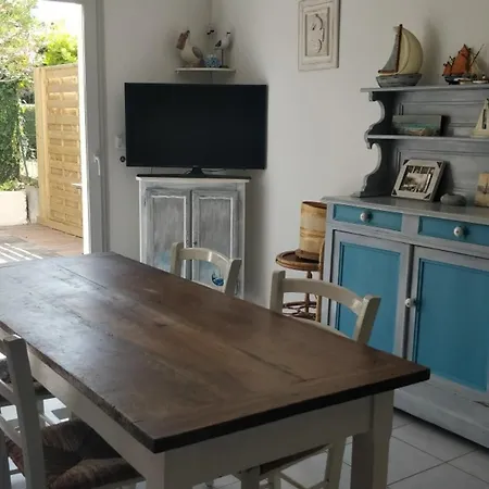 Maison 60m² Avec Terrasse, Piscine, Parking Prive, A 10 Min De La - Animaux Acceptes - Fr-1-494-14 Ferienhaus *